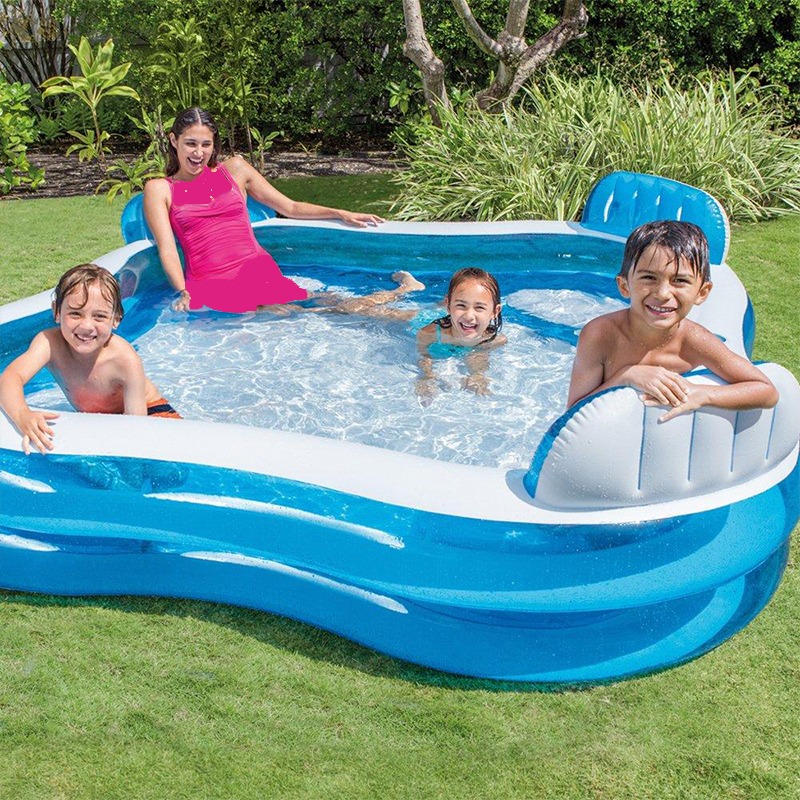 استخر بادی بزرگ برای آب تنی خانوادگی