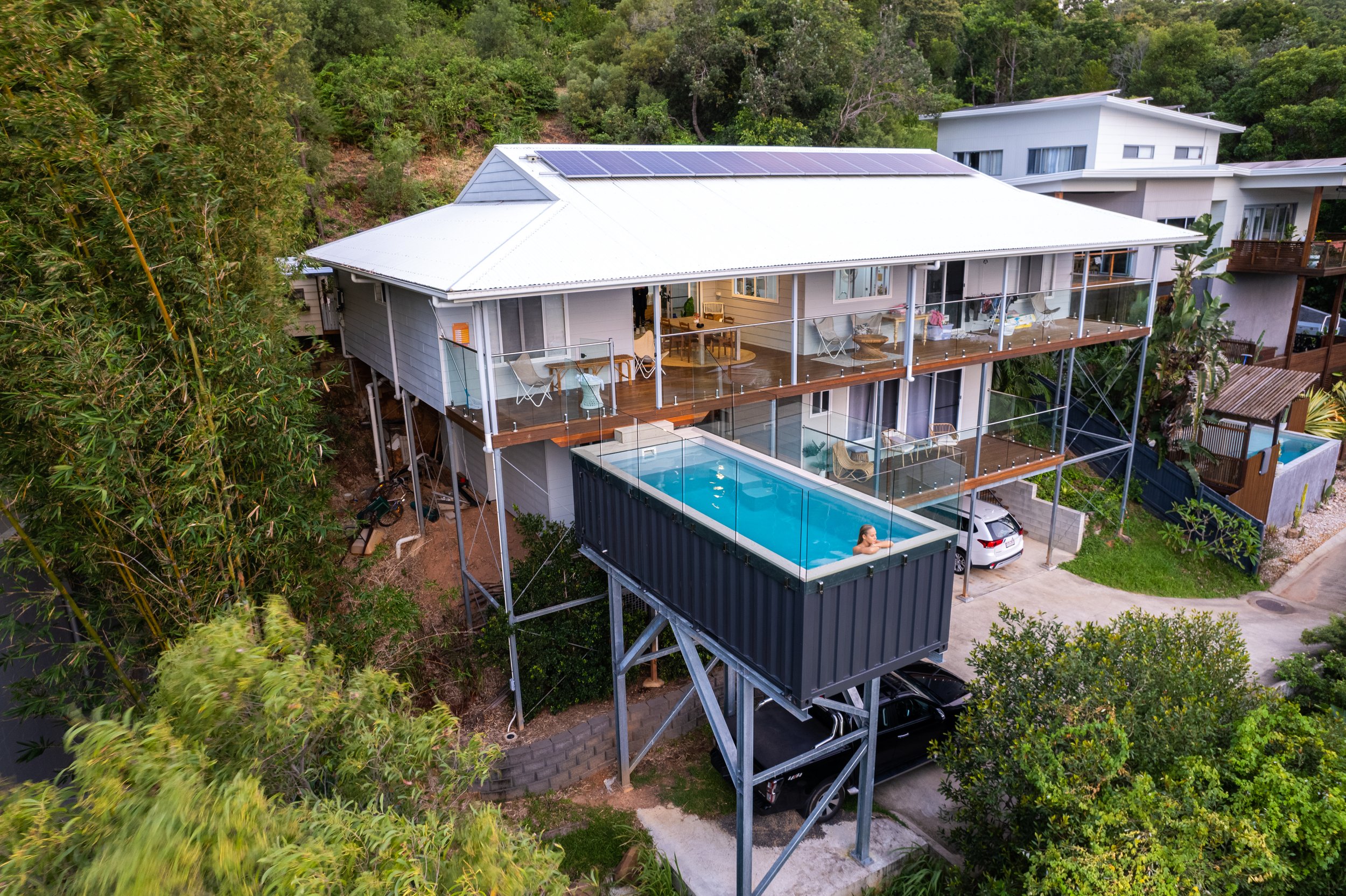 استخر آماده برای پشت بام